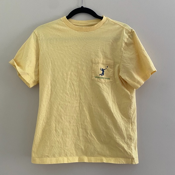 Vineyard Vines Tops - Womens Vineyard Vines Volleyball Tee